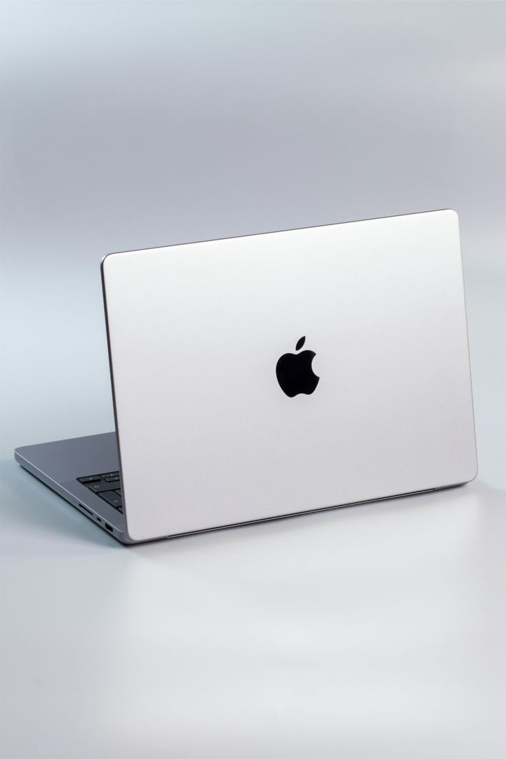Apple 13-inch MacBook Air (2016)